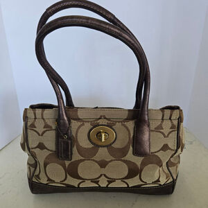 Women's Coach Hamptons Madeline Signature Canvas Satchel # 12463